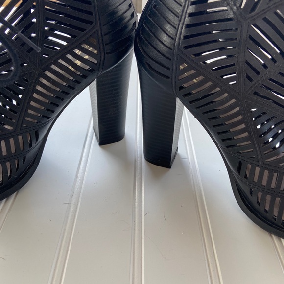 Mix No. 6 Priamo black lace up laser cut heels - Picture 7 of 15